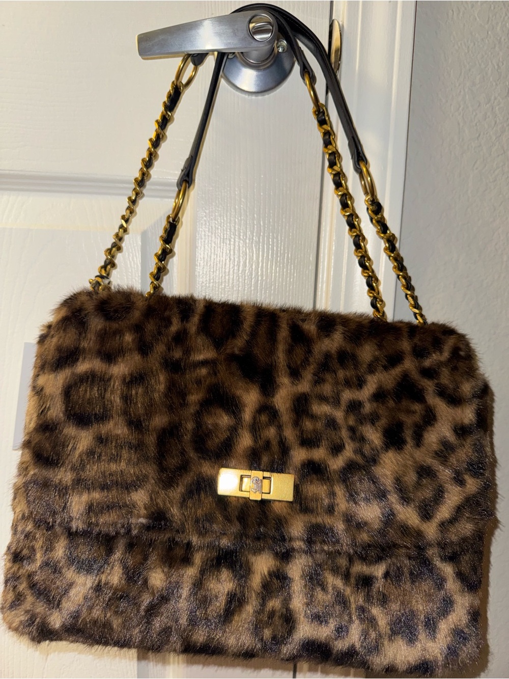 Steve Madden Leopard Print Faux Fur Shoulder Bag New with Tags - Picture 2 of 12